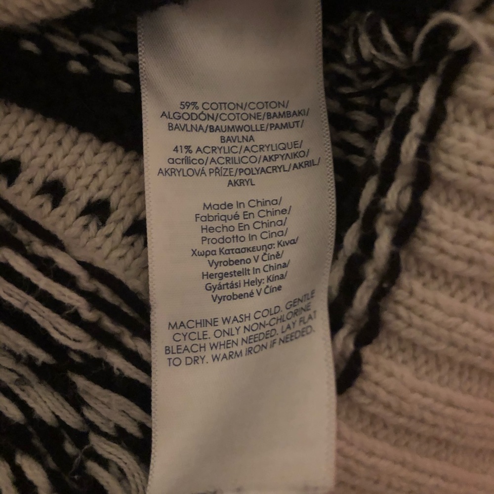 Champs Sweater - Picture 6 of 6